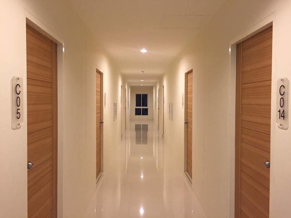 Oyo 306 Paradise Park Laemchabang Si Racha Ngoại thất bức ảnh